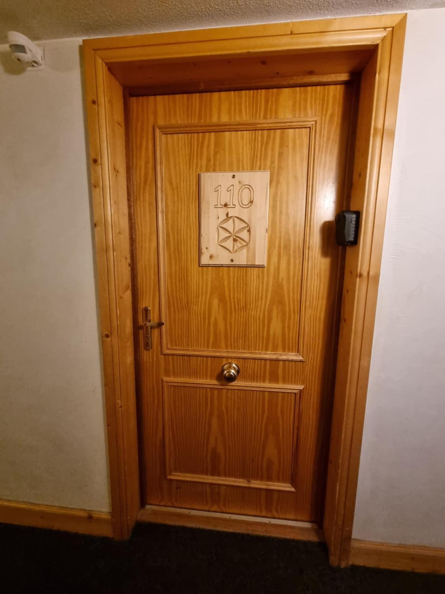 Appartement T2-5 Couchages L'Ecrin Des Orres 1800 Les Orres Exterior photo
